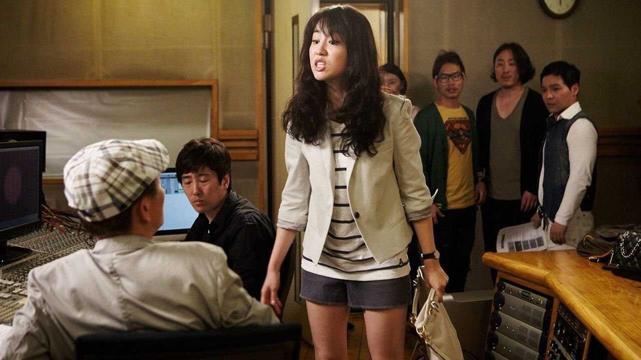 Love Clinique (2012) 0