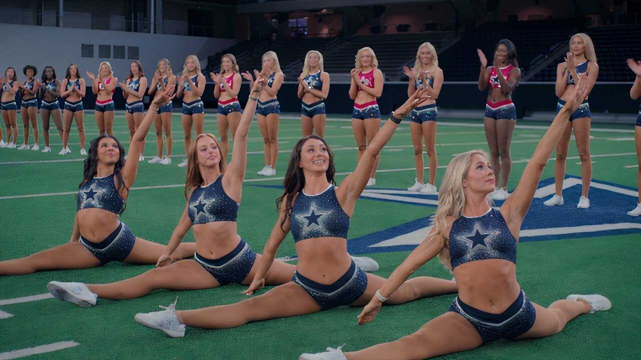 EN - AMERICA'S SWEETHEARTS: Dallas Cowboys Cheerleaders (2024) 4