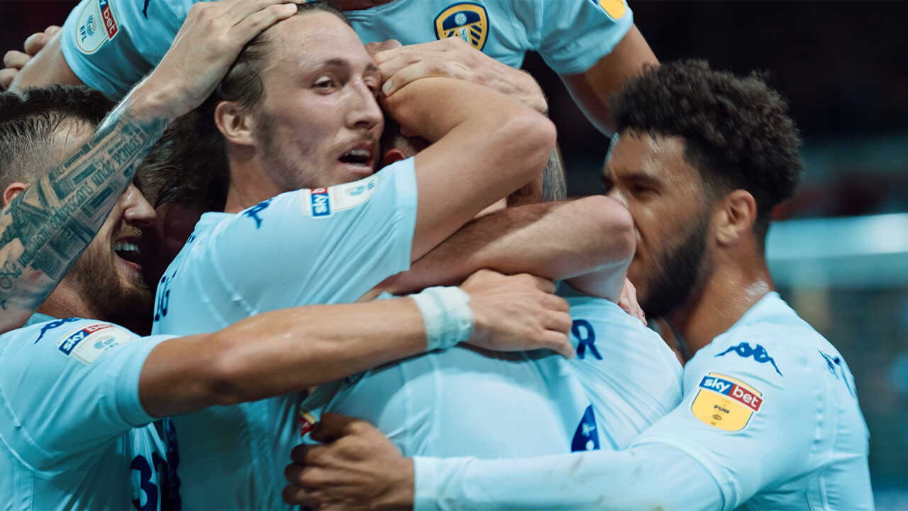 EN - Take Us Home: Leeds United (2019) 1