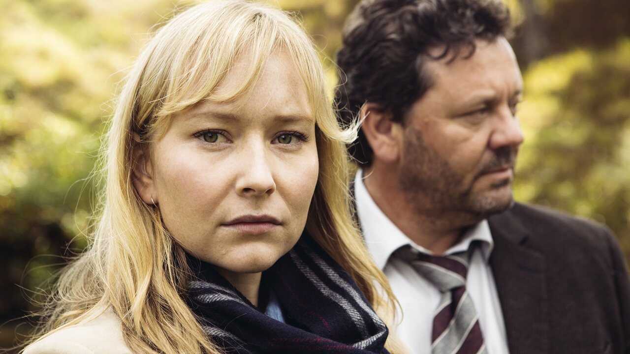 EN - The Brokenwood Mysteries (2014) 4