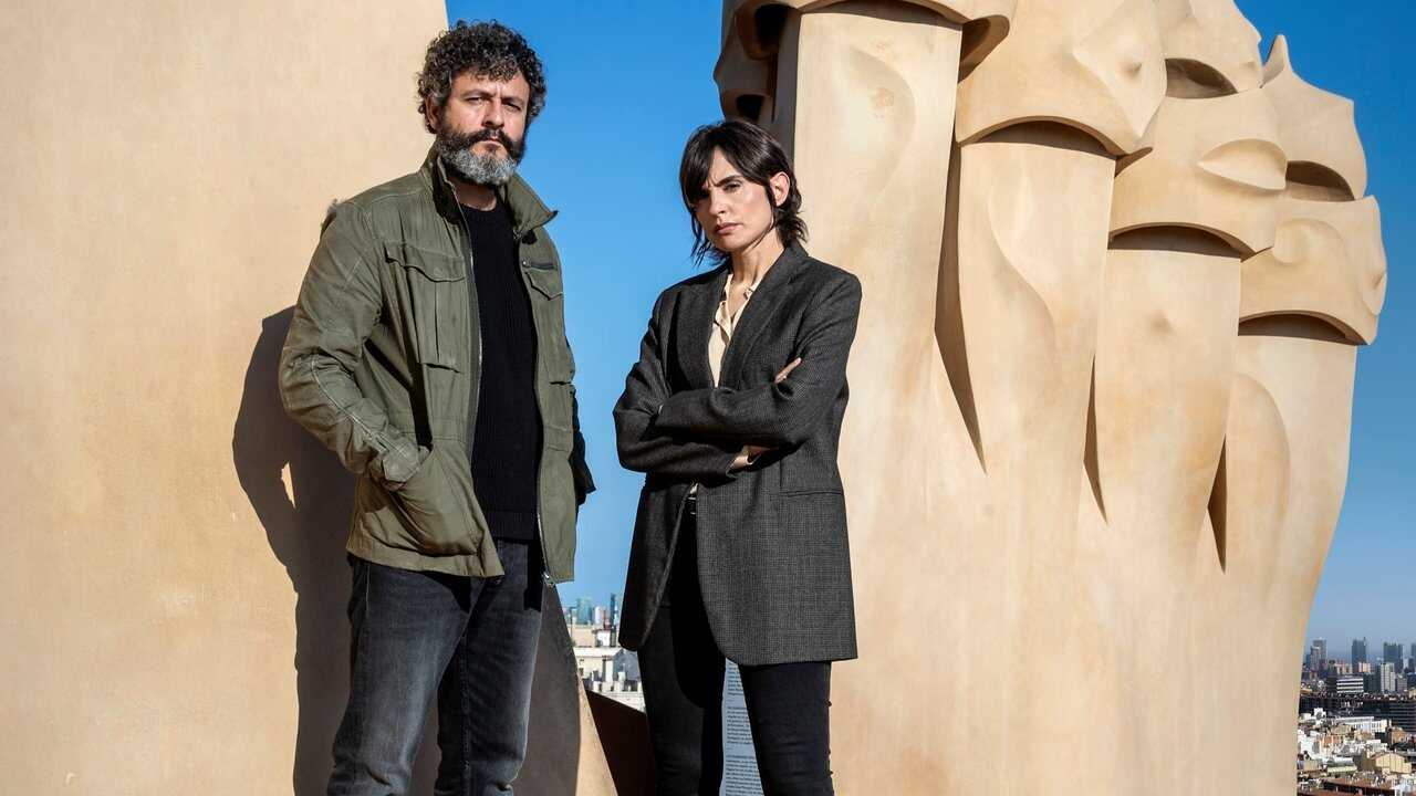 FR - Cité des ombres (2025) (ES) 1