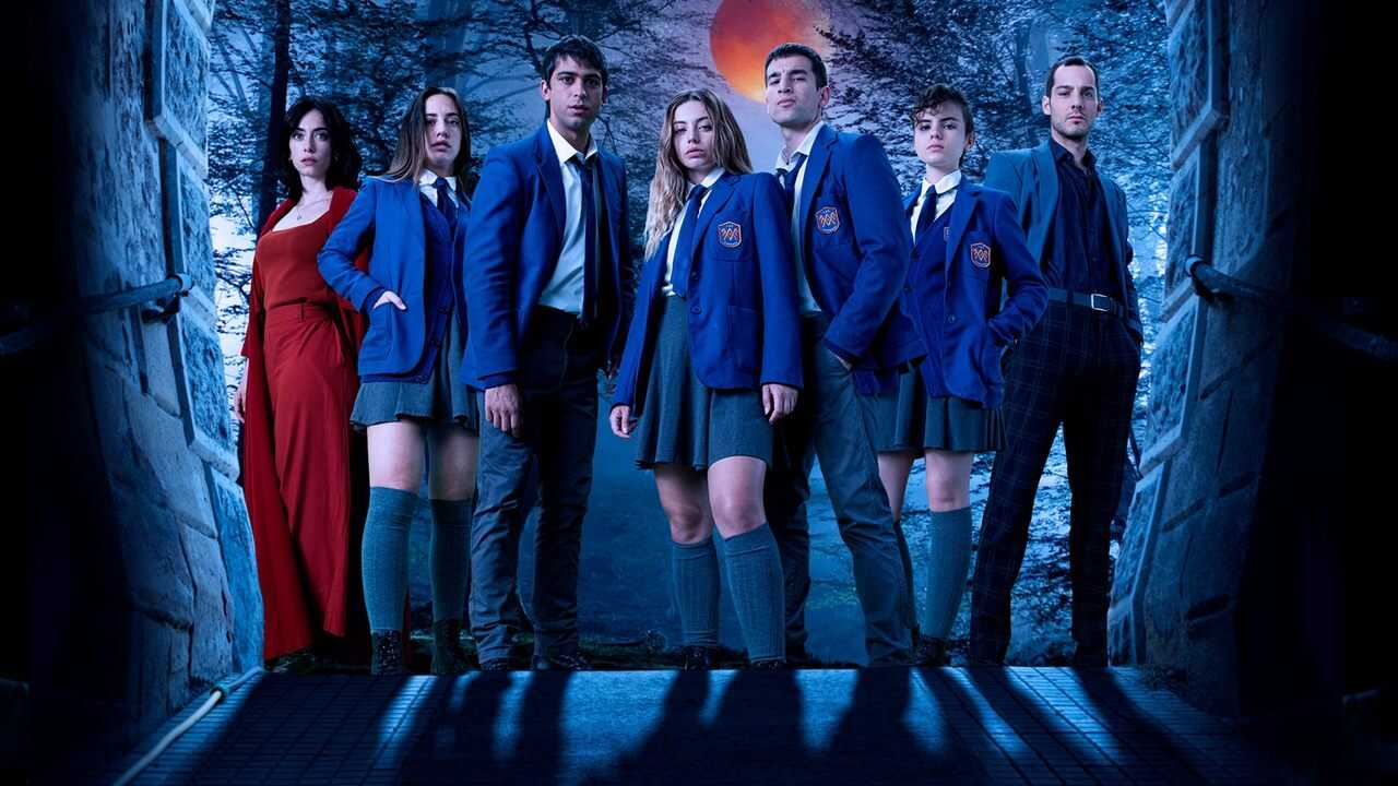 IN - The Boarding School: Las Cumbres (2021) 0