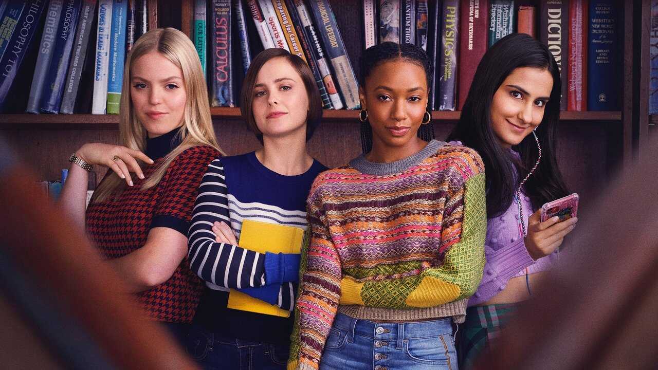 IN - The Sex Lives of College Girls (2021) 3
