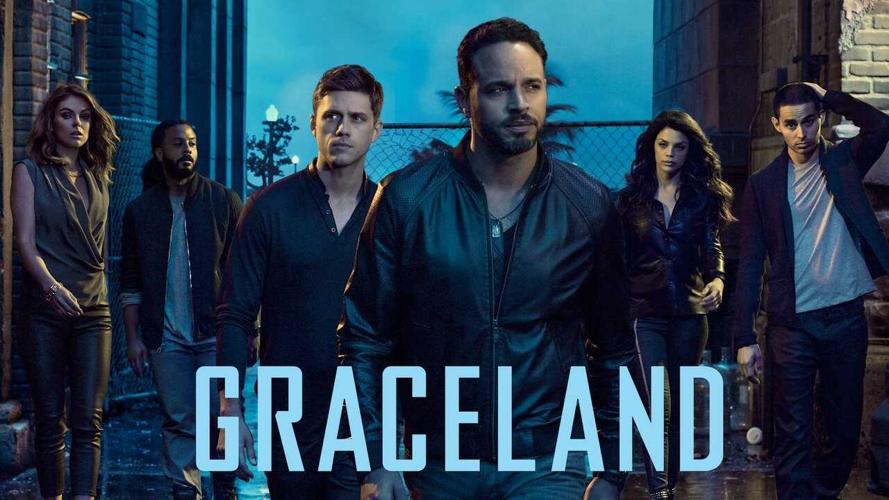 EN - Graceland (2013) 2