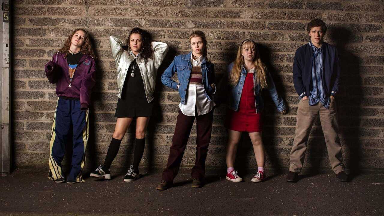 EN - Derry Girls (2018) 0