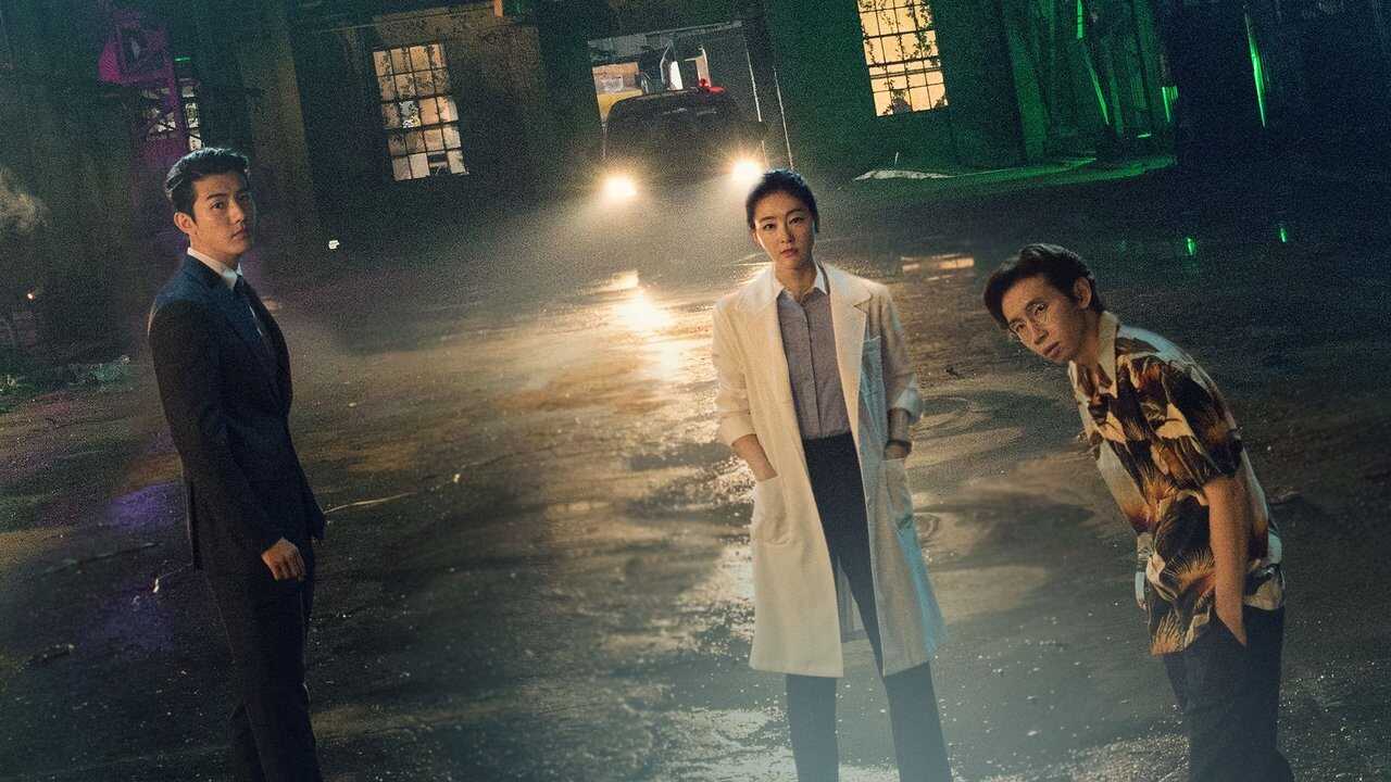 IN - Doctor Detective (2019) 1