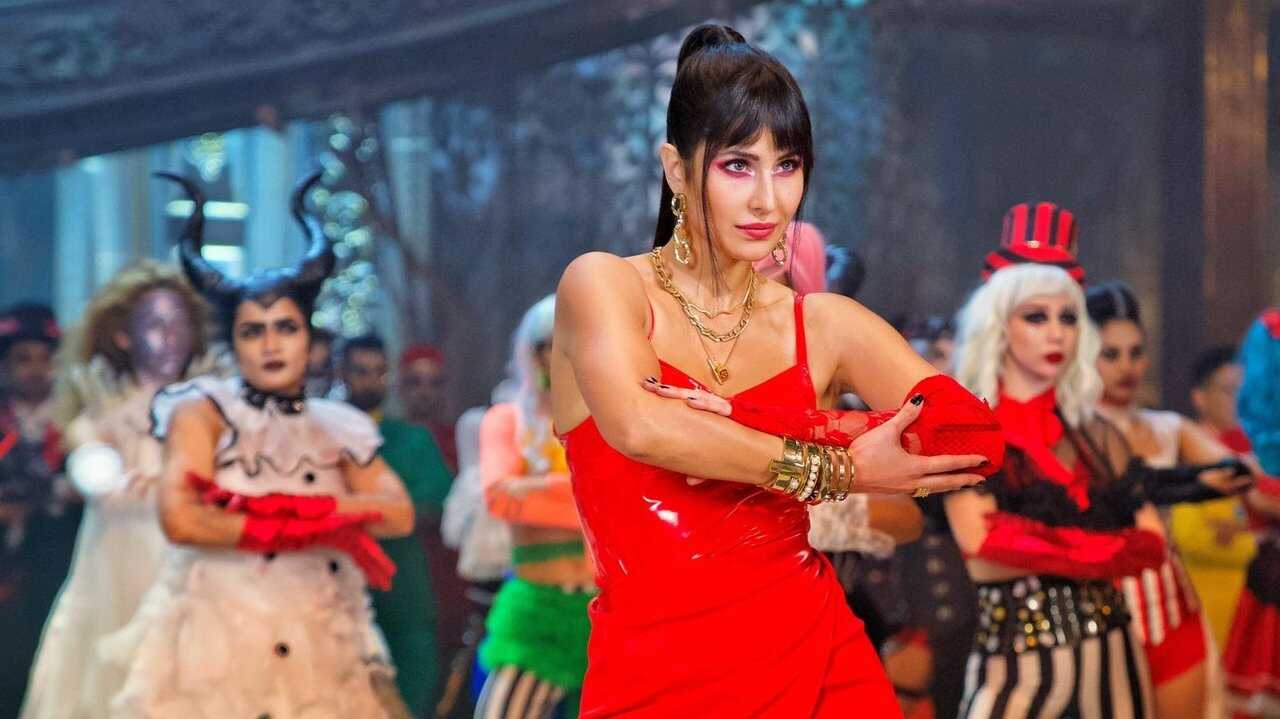 Phone Bhoot (2022) 0