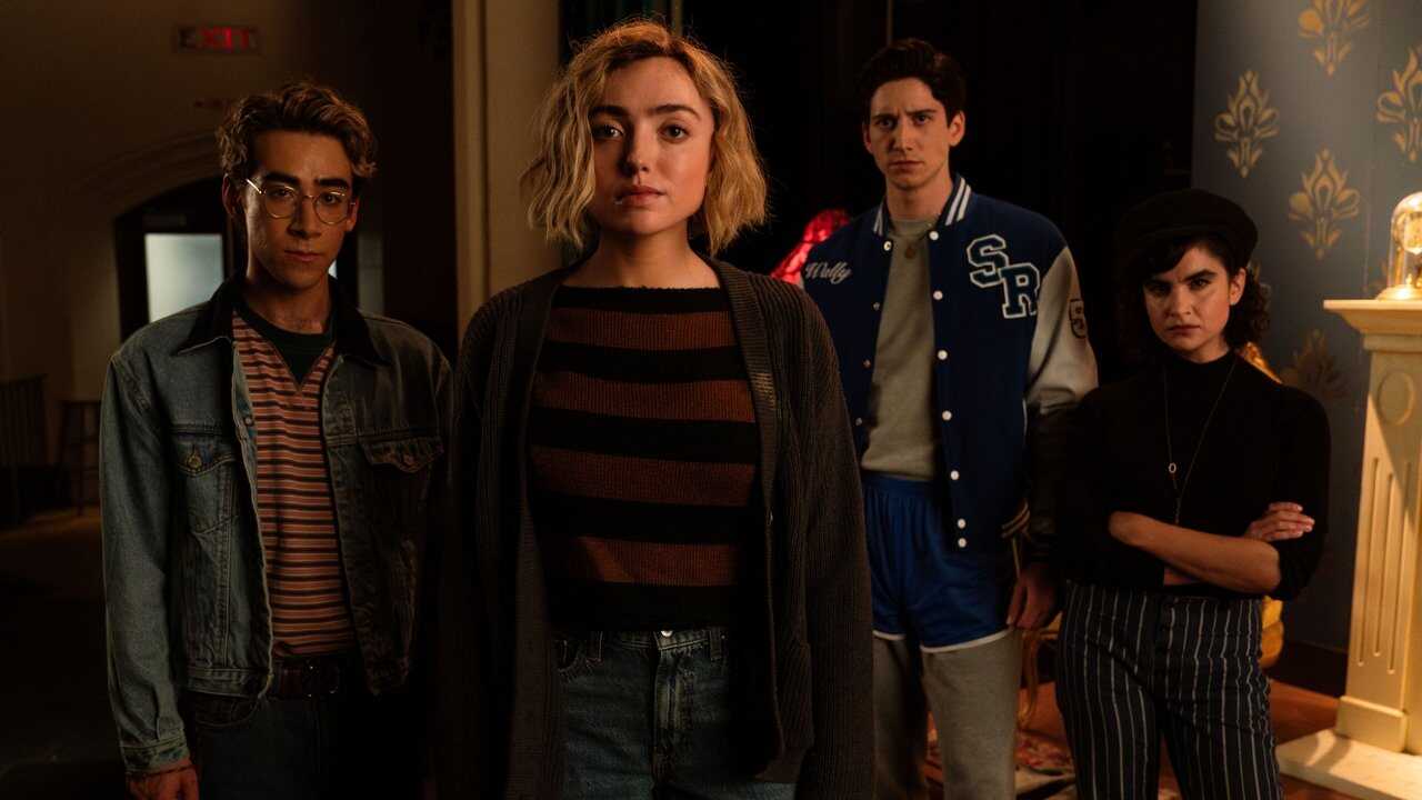 4K - School Spirits (2023) 2