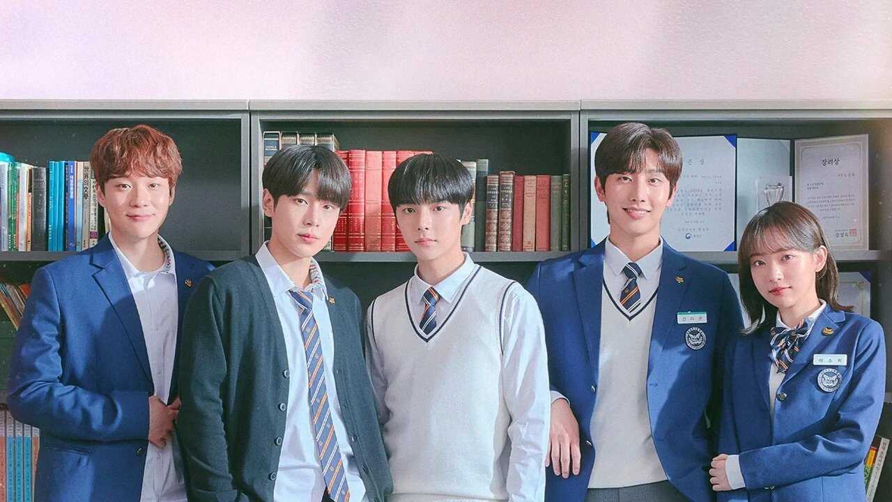 IN - Light on Me (2021) 4