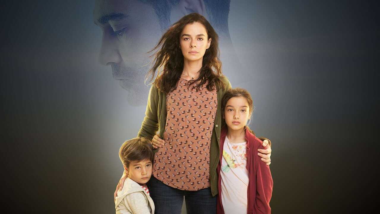 ES - Mujer (2017) 3