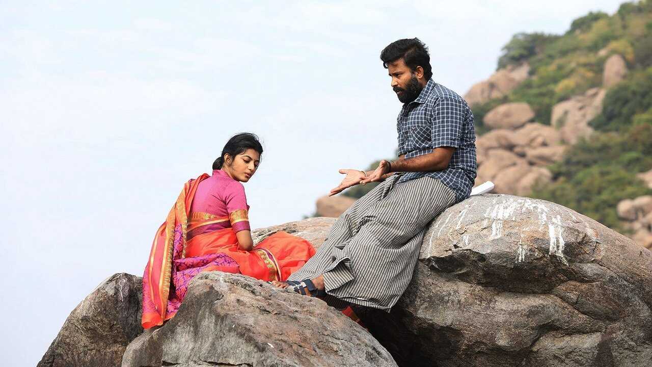 Irandam Ulagaporin Kadaisi Gundu (2019) 0