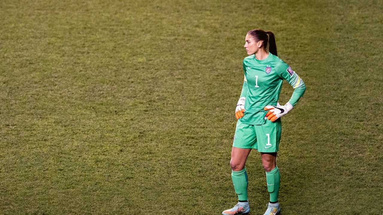 Secretos del deporte: Hope Solo contra la Federación de Fútbol de EE. UU. (2024) 0