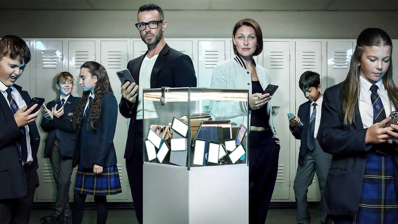 ES - Sin pantallas (2024) (GB) 0