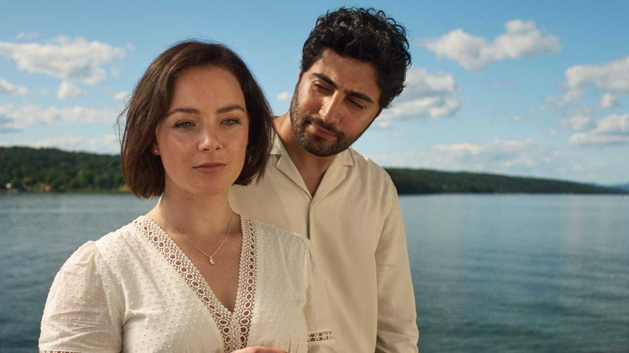 AR - Midsummer  Night (2024) 4