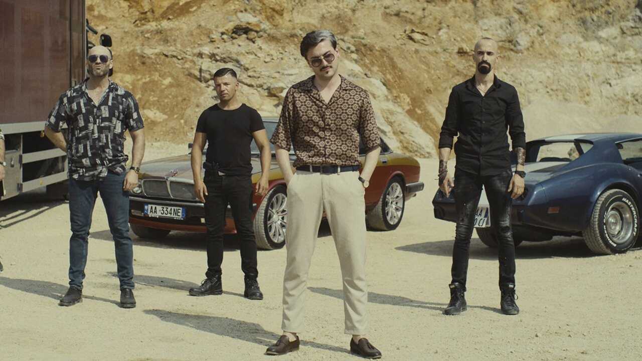 Policë për kokë (2023) 0
