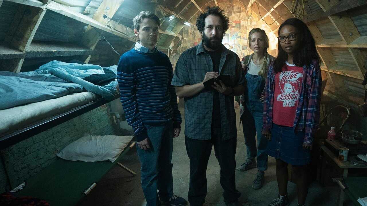 EX - Utopia (2020) 3