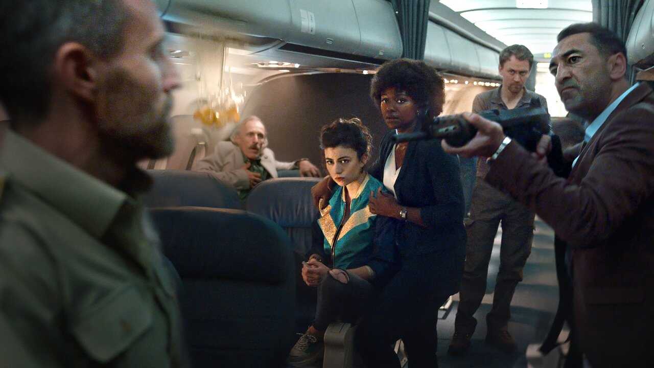 LAT - Into the Night (2020) 2