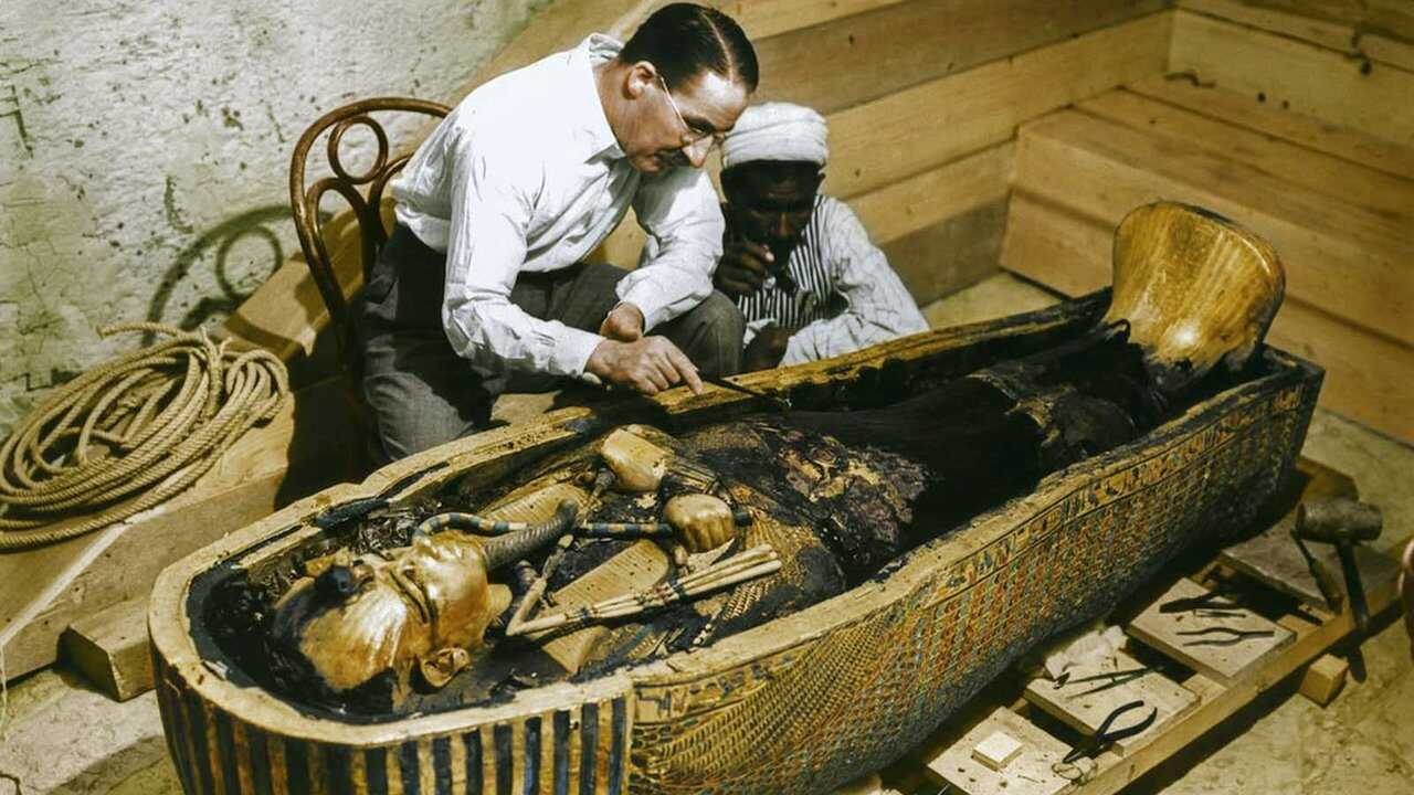 Tutankhamun In Colour 0