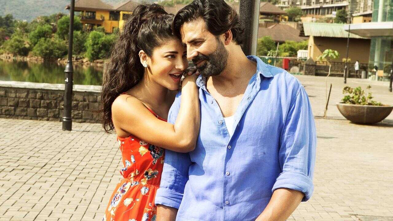 Gabbar Is Back 0