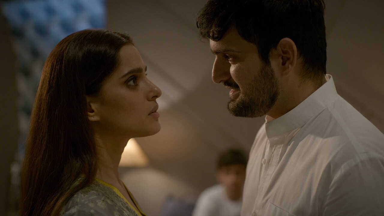 IN - City of Dreams (2019) (IN) 3