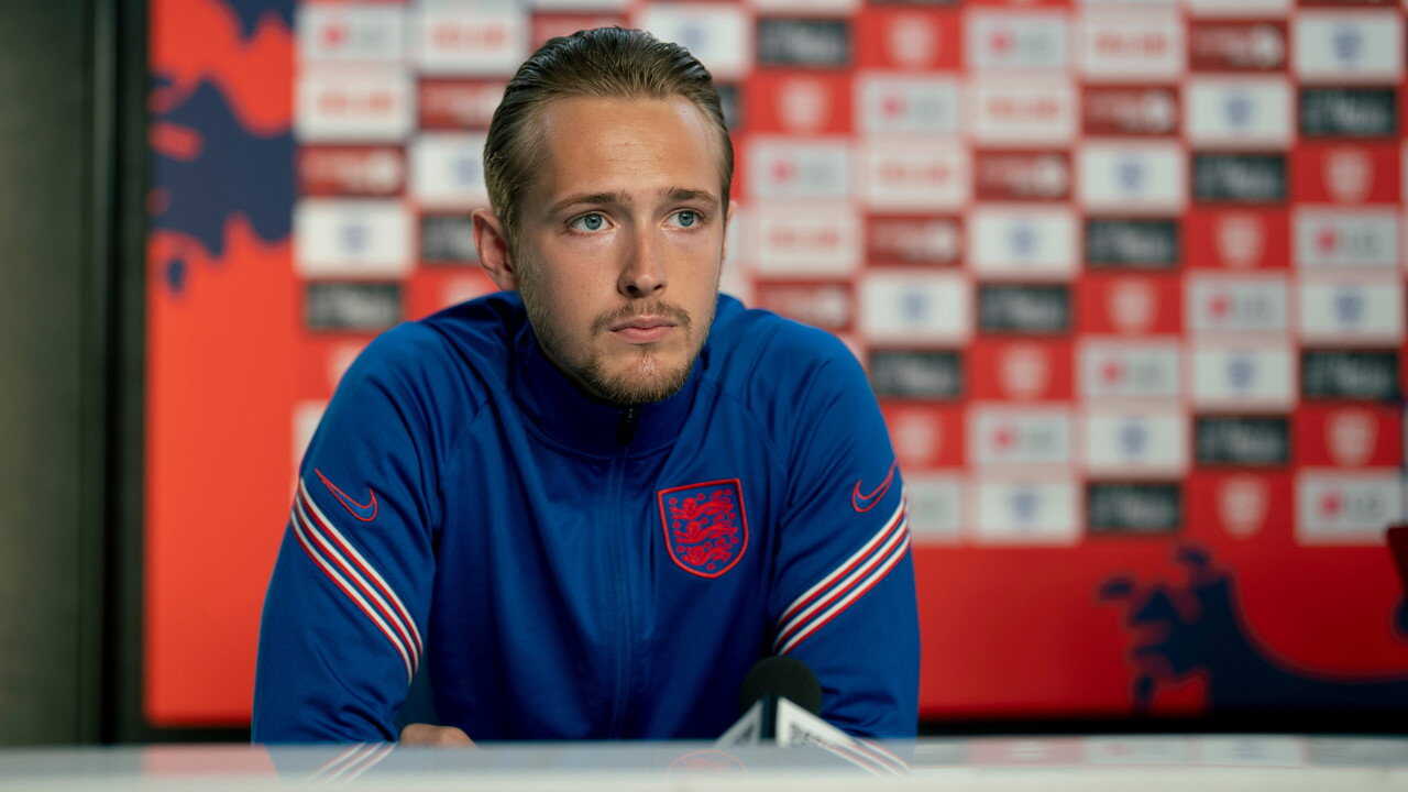EN - Dear England (2026) (GB) 3