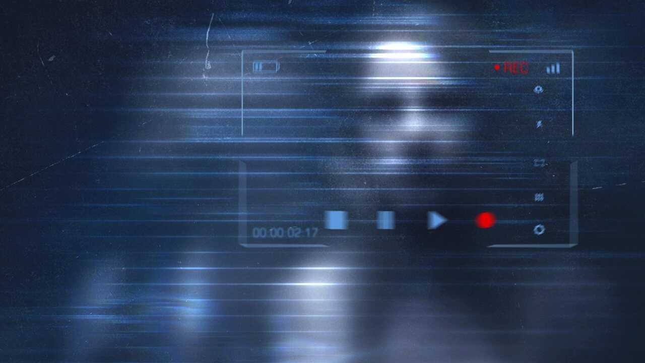 EN - Paranormal Caught On Camera (2019) 0