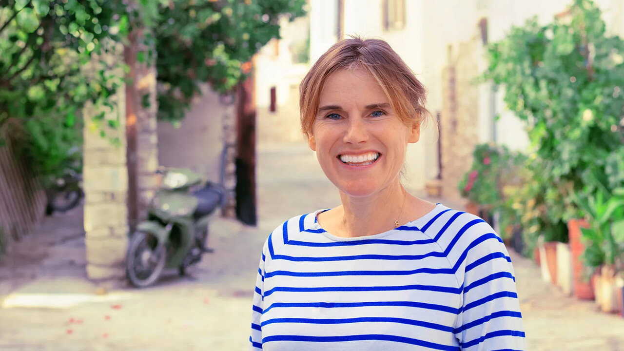 EN - Home Greek Home (2023) (US) 0