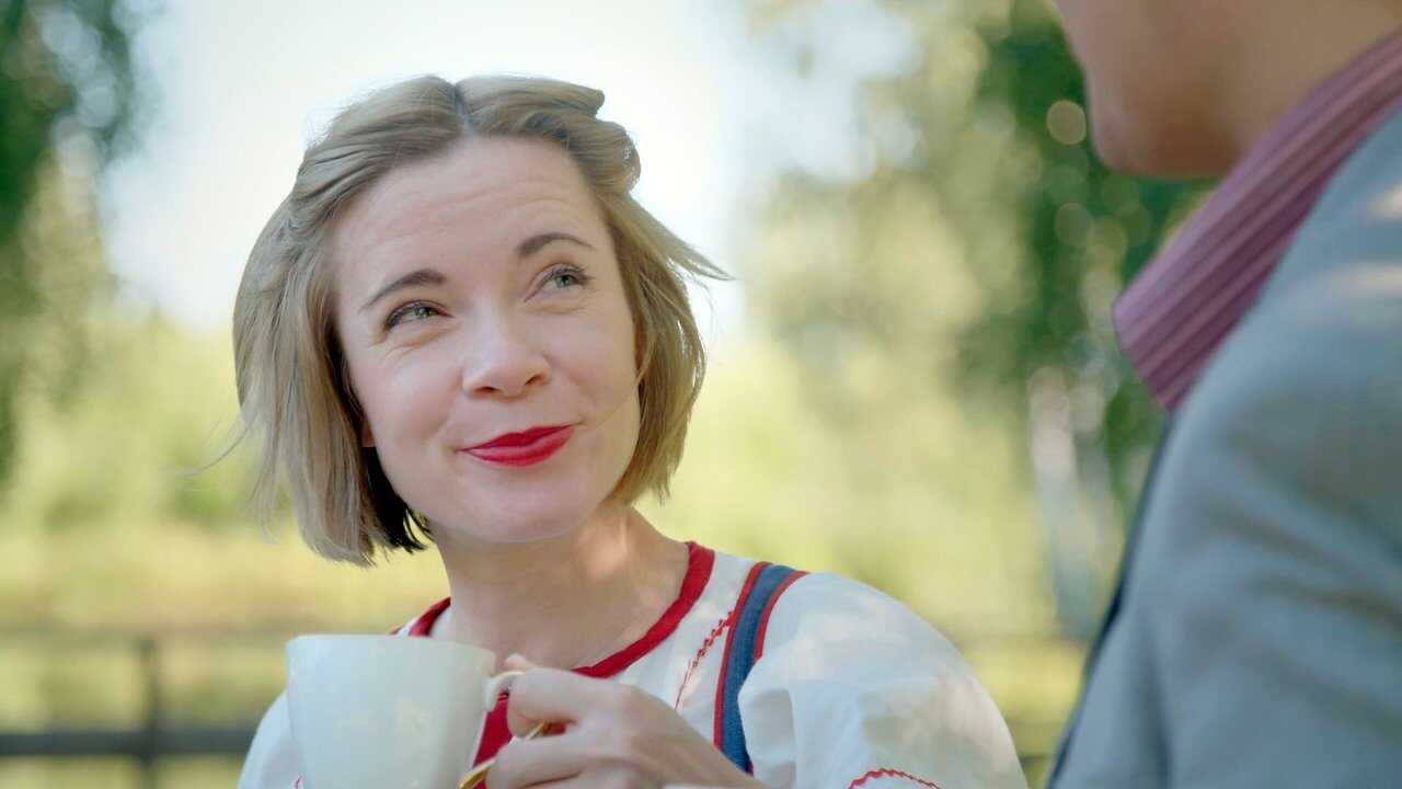 EN - Empire Of The Tsars: Romanov Russia With Lucy Worsley (2016) 1