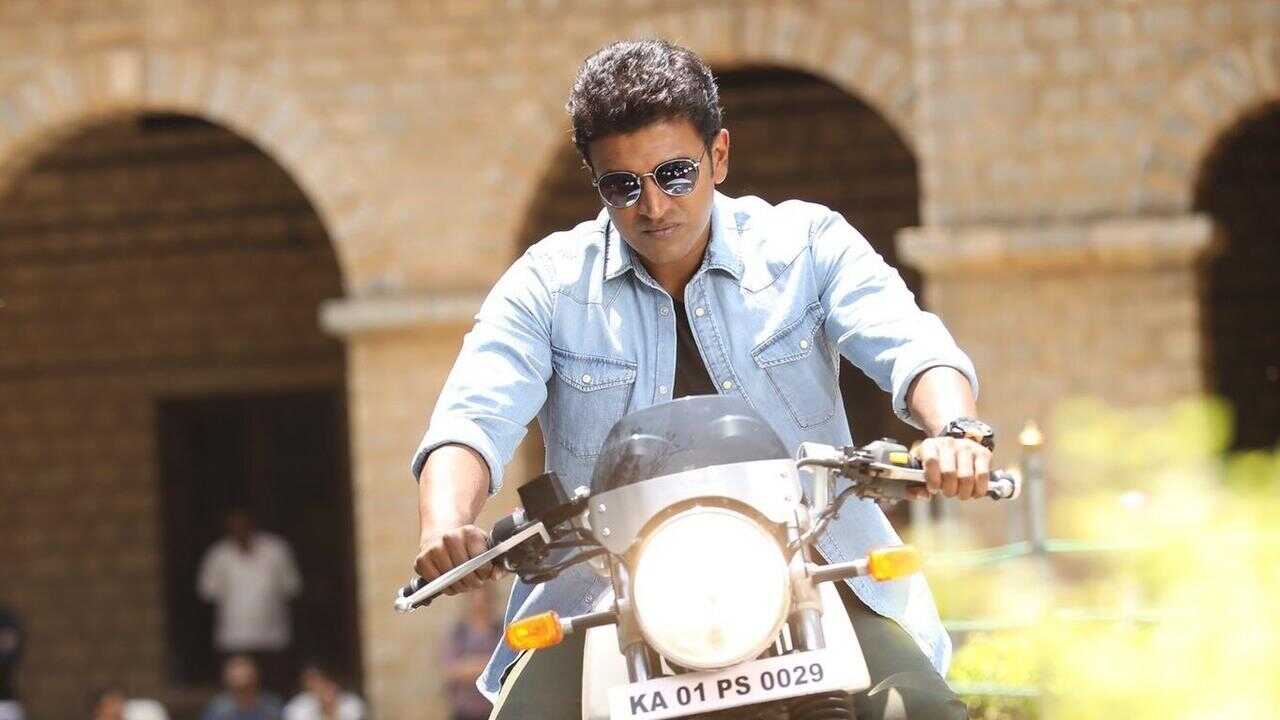 ಯುವರತ್ನ 0