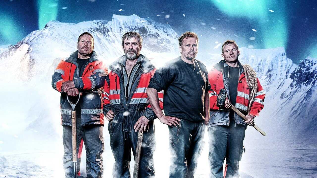 D+ - Ice Road Rescue (2015) 3