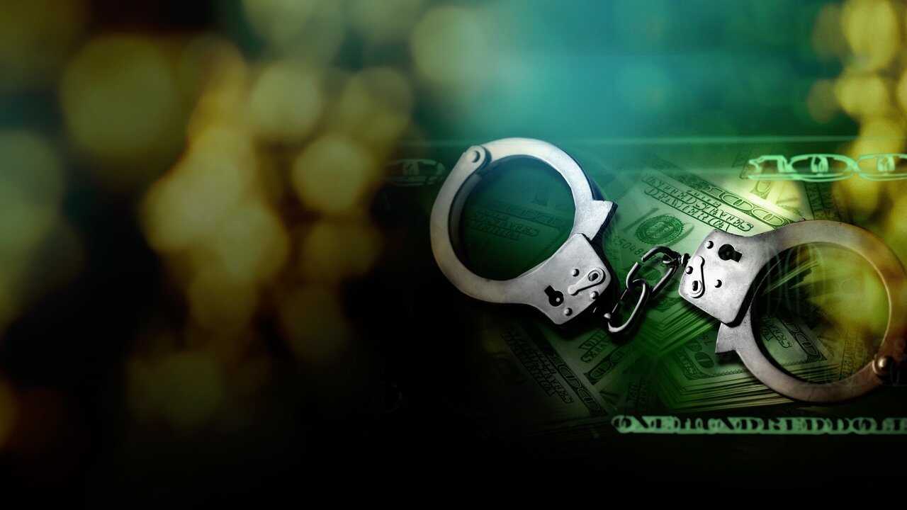 EN - American Greed (2007) 2