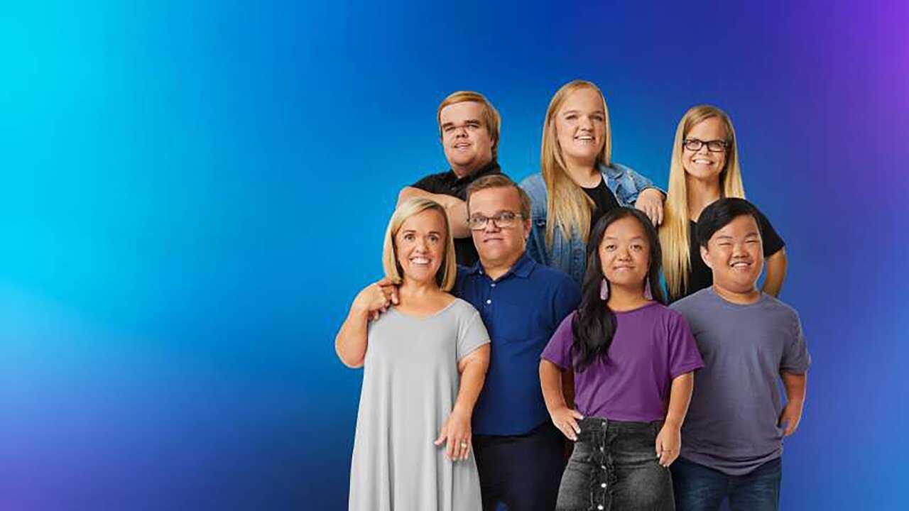 EN - 7 Little Johnstons (2015) (US) 0