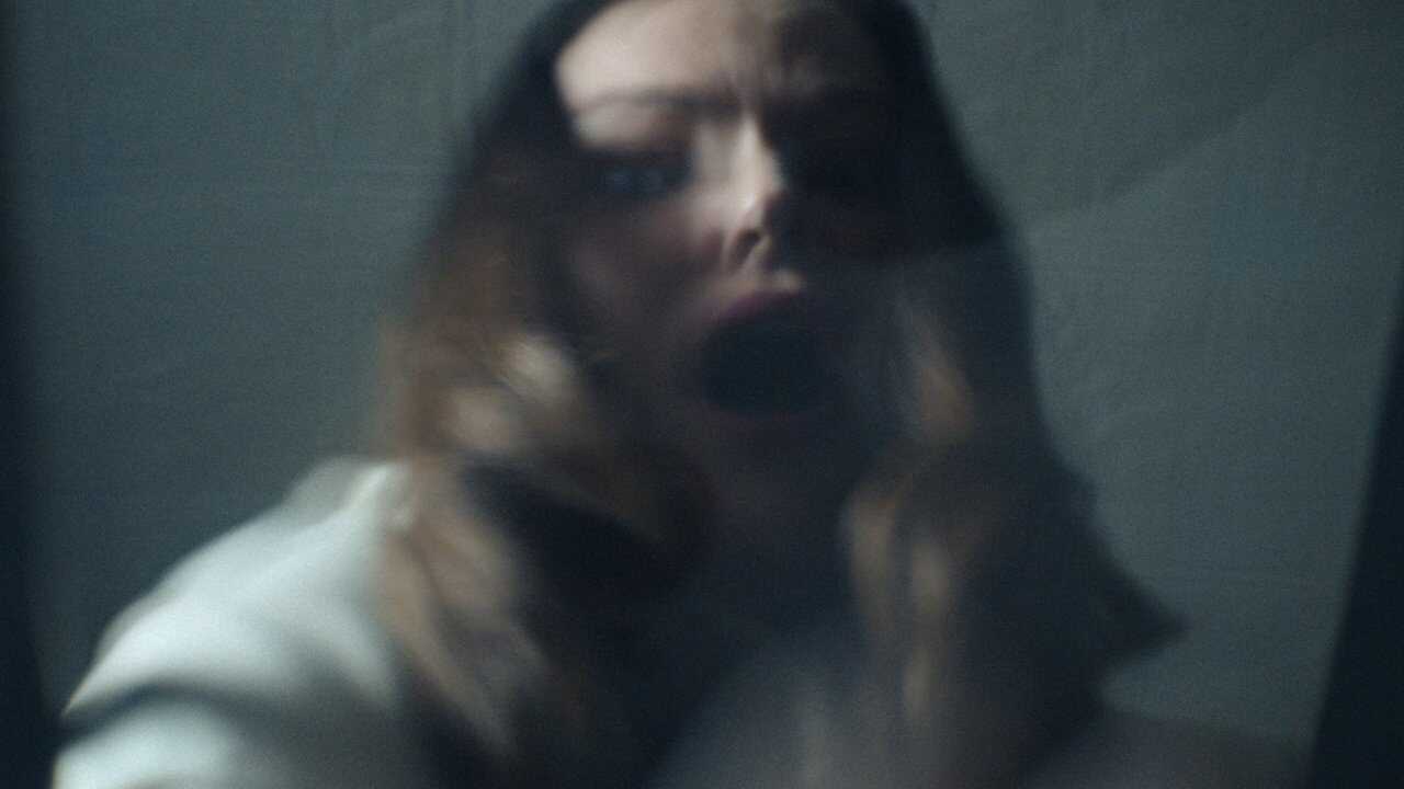 AR - مطاردة حقيقية (2025) (US) 0