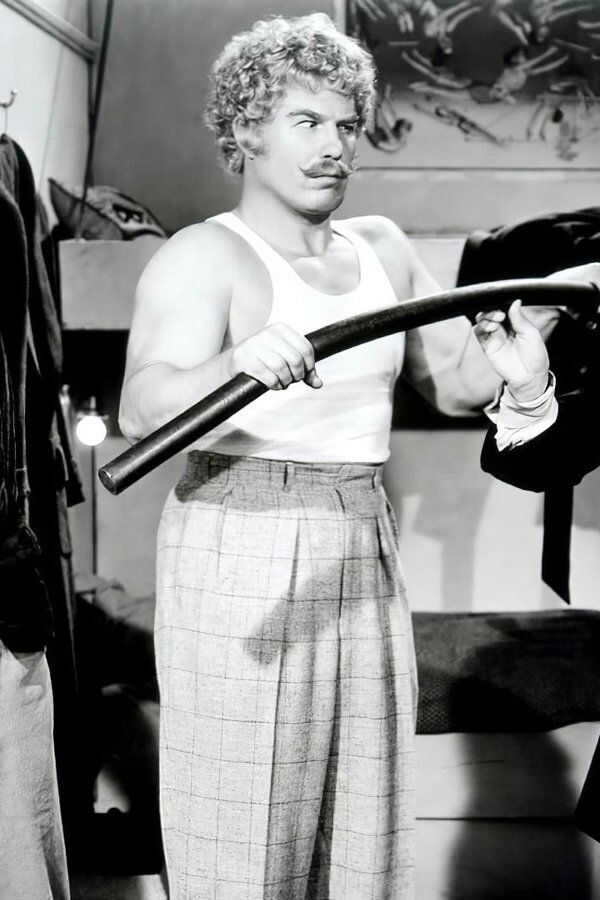 At the Circus (1939) 0