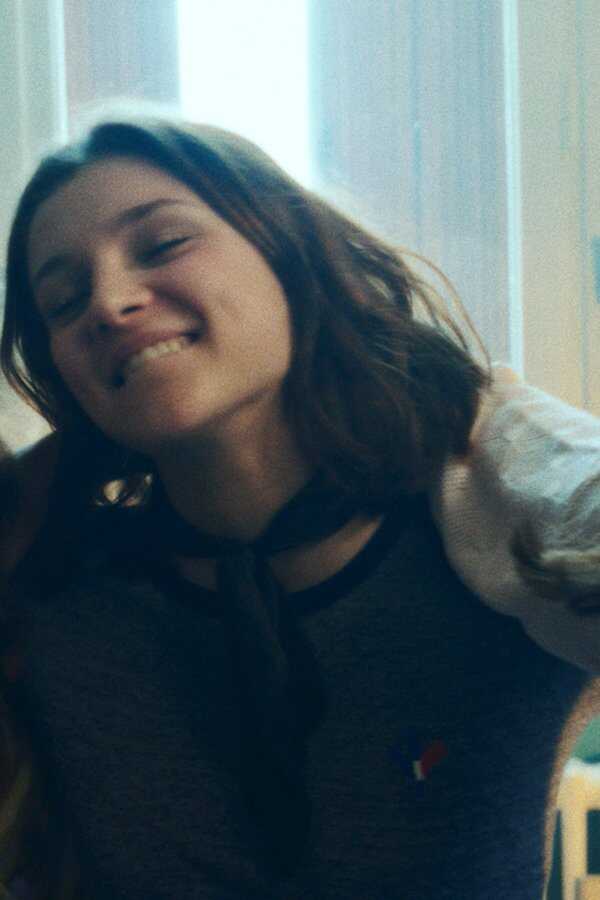 Stella est amoureuse (2022) 0