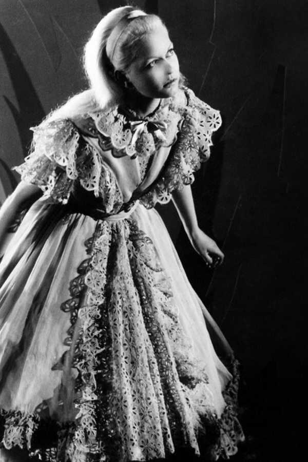 Alice au pays des Merveilles (1949) 0