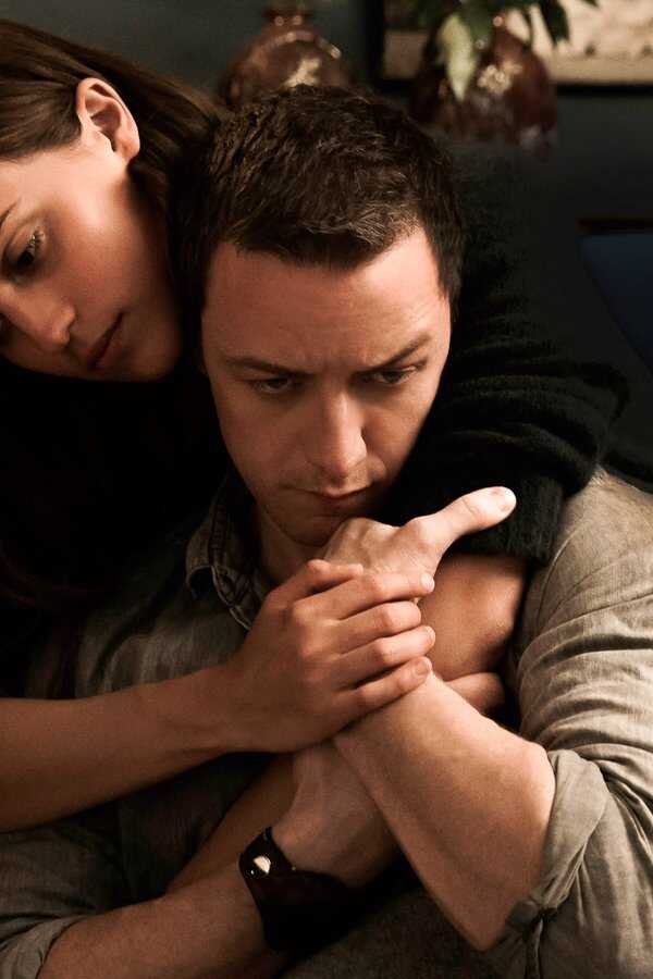 Submergence (2017) 0