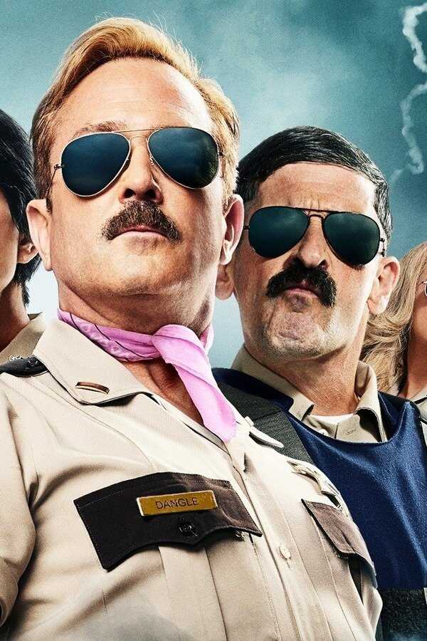 Reno 911 : La Traque de QAnon (2021) 0