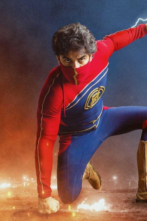 മിന്നൽ മുരളി (2021) 0