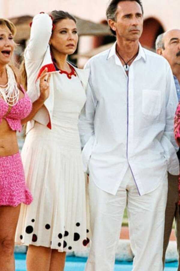 Les Bronzés 3 : Amis pour la vie (2006) 0