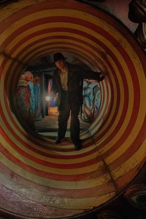 Nightmare Alley (2021) 0