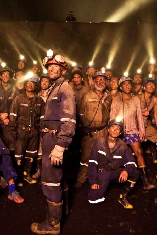 The 33 (2015) 0