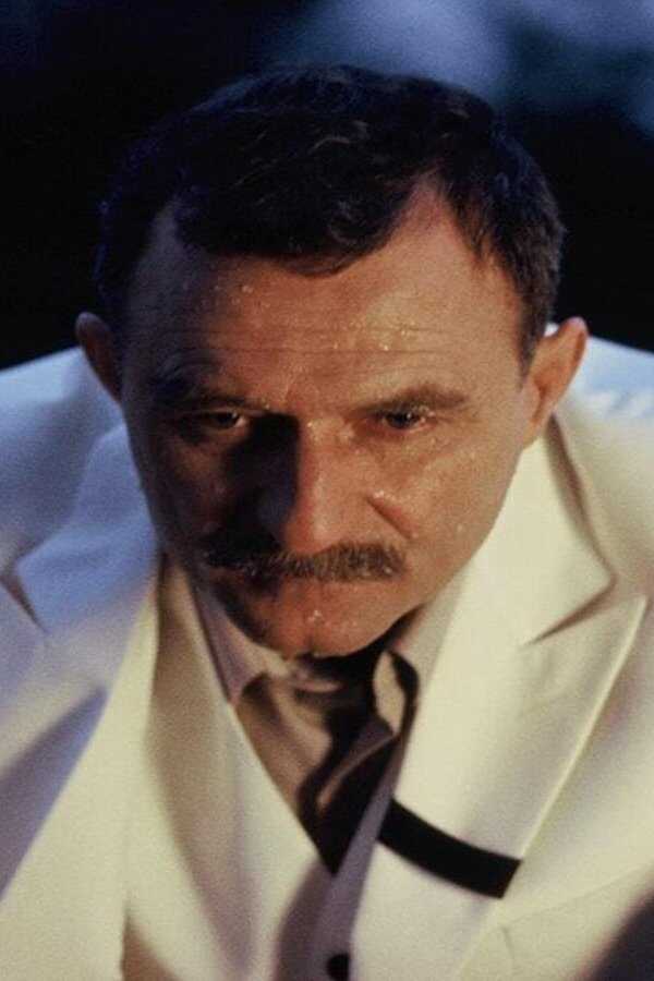 The White Suit (1999) 0