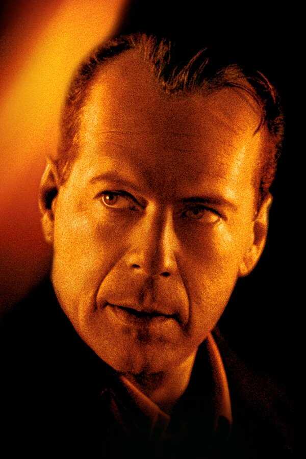 The Sixth Sense (1999) 0