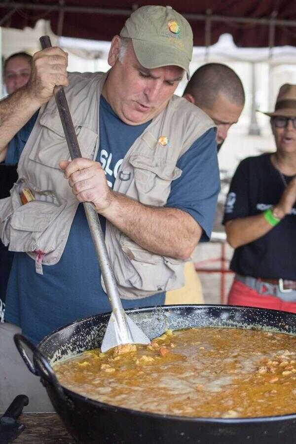 We Feed People (2022) 0