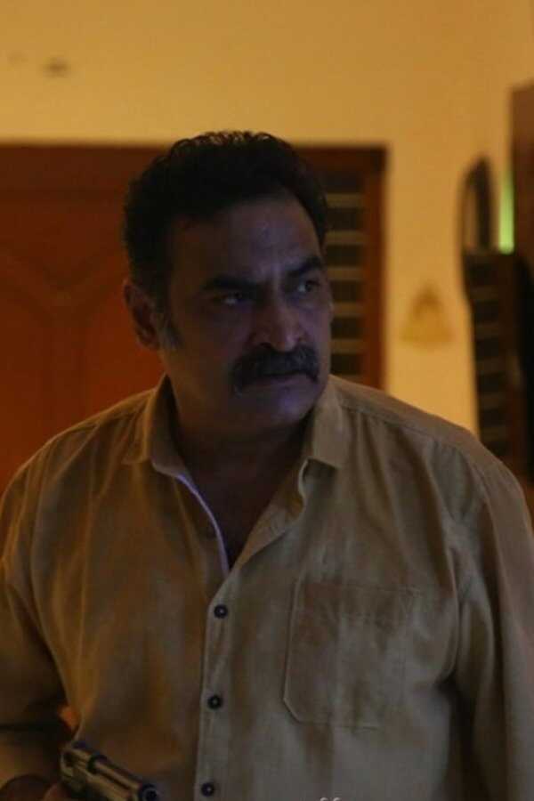 Iravukku Aayiram Kangal (2018) 0