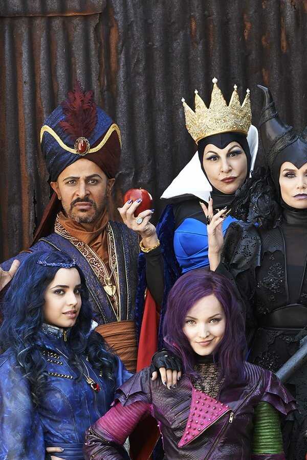 Descendants (2015) 0
