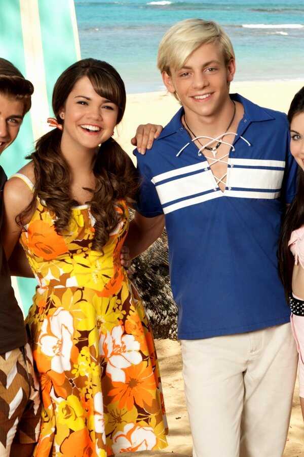 Teen Beach Movie (2013) 0