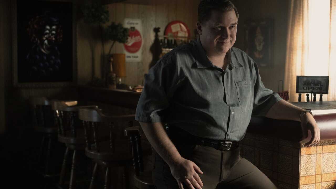 AR - Devil in Disguise: John Wayne Gacy (2025) (US) 3