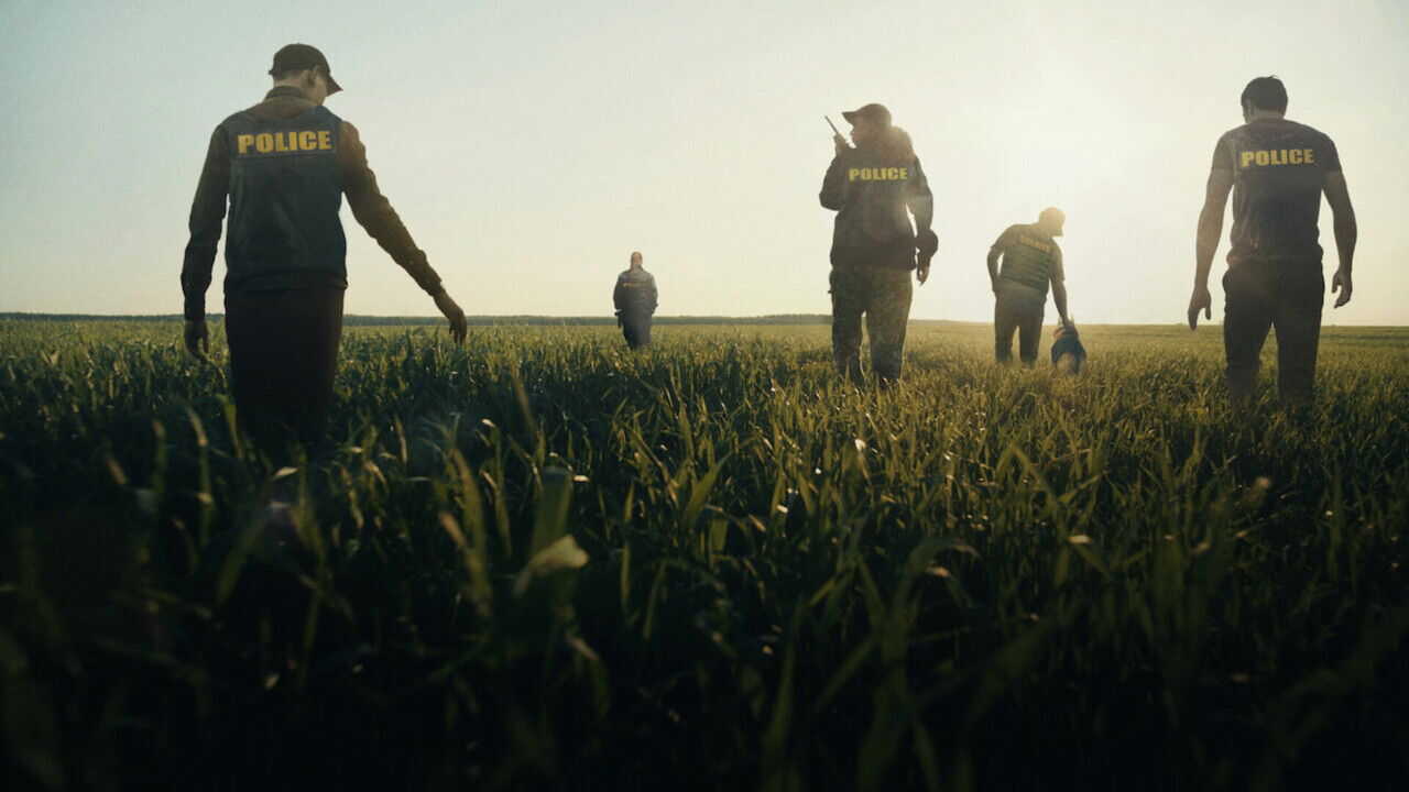 EN - Missing: Dead or Alive? (2023) (US) 3